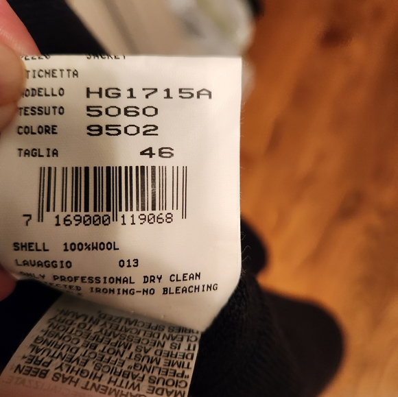 🎉🍀⭐💯Armani Collezioni AUTHENTIC size 46, Men's black snap buttons jacket, - Picture 11 of 11